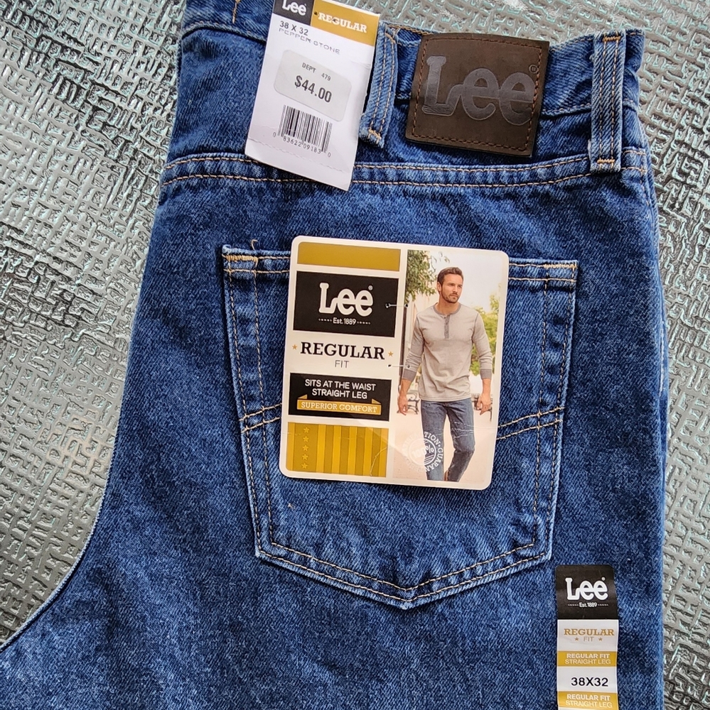 Lee Men's Reg. Fit Straight Leg Jeans-Pepperstone Sz 38 X 32.